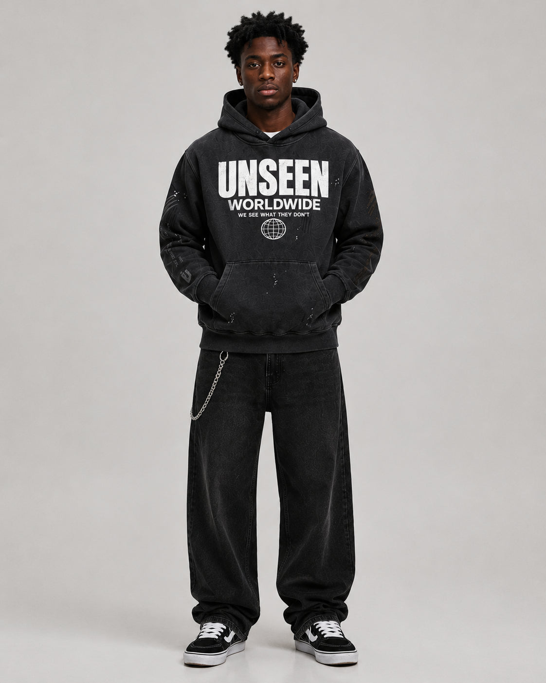 UNSEEN WORLDWIDE VINTAGE FRAYED HOODIE.